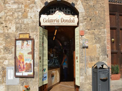 2-Day Private Taste of Tuscany: Hills, Truffles & Cooking Experience