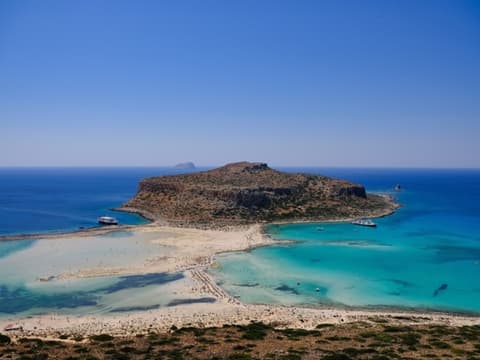 Tour combinato : Creta e Santorini in libertà in hotel 3*