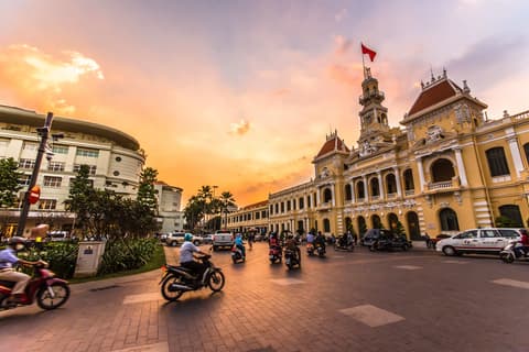 Vietnam Classical & Sapa (LOW COST)