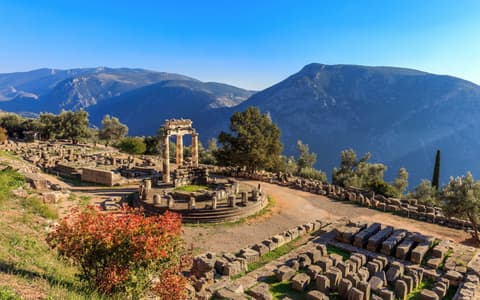 Pitonisa: Atenas + Circuito Delfos y Meteora