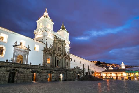 Quito y Galápagos
