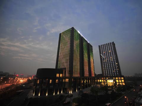 Grand New Century Hotel Canal Hangzhou