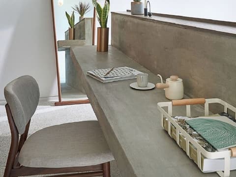 basePLUS-BINJIANG Serviced Apartment