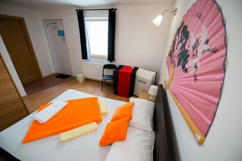 Integralni Hotel and Hostel Zagreb