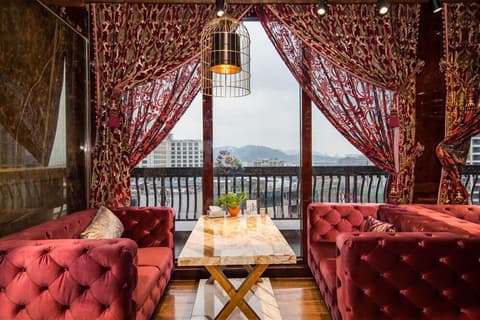 UrCove by HYATT Hangzhou Westlake