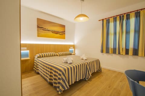 Apartamentos Sol Y Mar, 