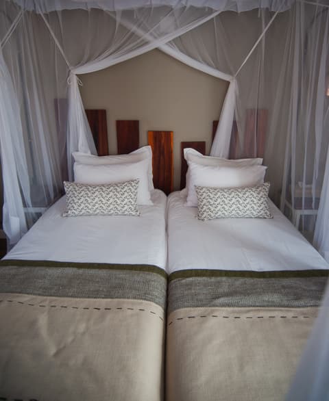 Kalahari Anib Lodge, 