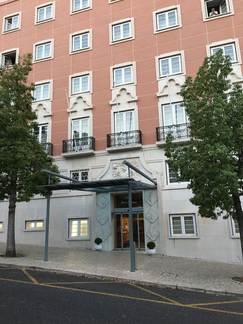 HOTEL MIRAPARQUE