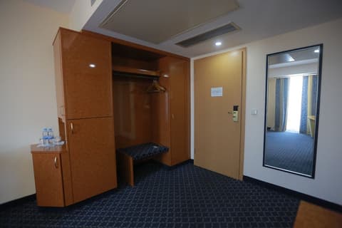 Shodlik Palace Hotel, 