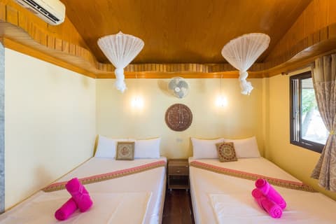 BOTTLE BEACH 1 RESORT