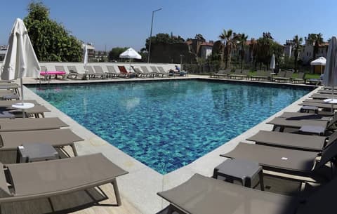 Side Square Hotel - Adults Only