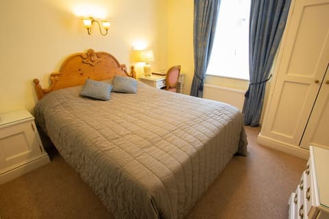FINES BAYLIWICK HOTEL