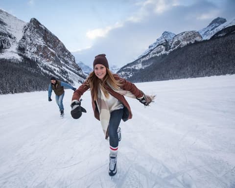 Explora las Montañas Rocallosas en Invierno 