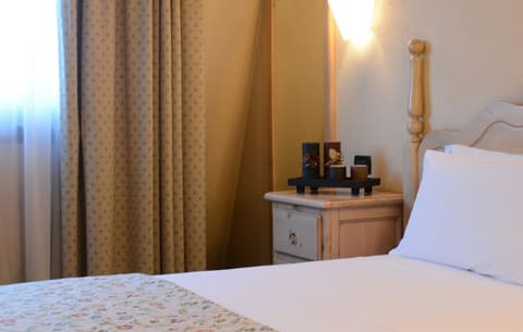 TH Pila - GATTINONI, Camera