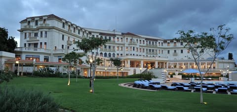 Polana Serena Hotel, Front of Property