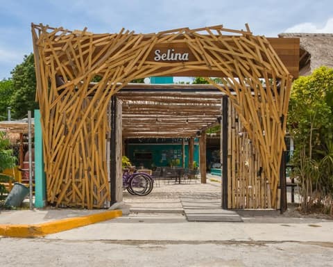 Selina Cancún Downtown