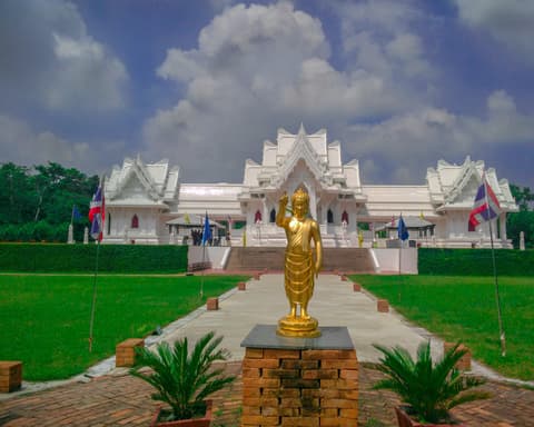 INDIA Y NEPAL: LOS PASOS DE BUDA 2025