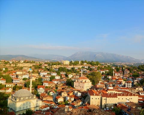 Contrastes de Oriente Medio (2026) – foto 9