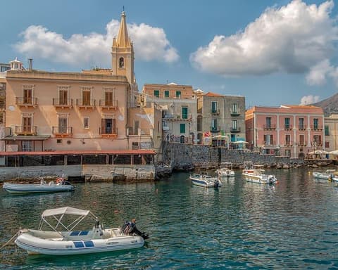 TOUR ISLAS EOLIAS DINAMICAS (Taormina-Catania) 2025