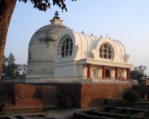 INDIA Y NEPAL: LOS PASOS DE BUDA 2025