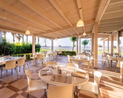 NICOLAUS CLUB LE DUNE BEACH