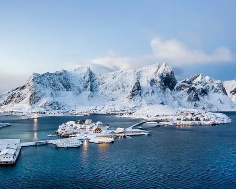 Isole Lofoten e Aurora Boreale