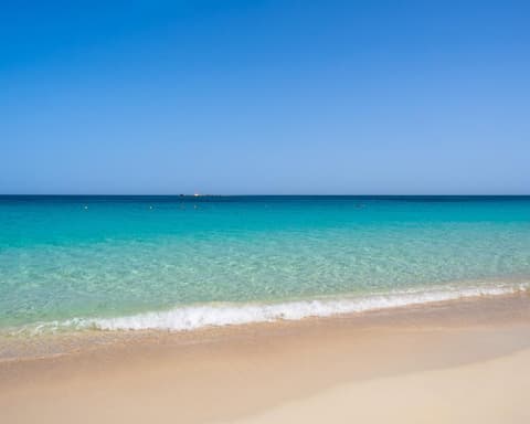Marsa Matrouh: Bravo Premium Caesar Bay Resort 09/09/25