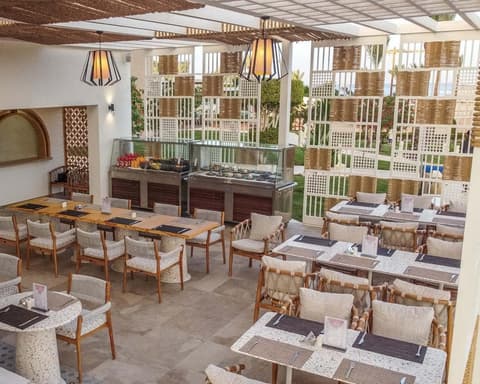 SHARM EL SHEIKH: ALPICLUB CORAL SEA HOLIDAY RESORT 
