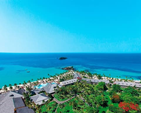 MADAGASCAR: BRAVO PREMIUM ANDILANA BEACH