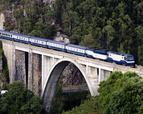 TRANSCANTABRICO GRAN LUJO - RUTA DEL NORTE - RUTA CORTA (Oviedo-San Sebastián) 2027