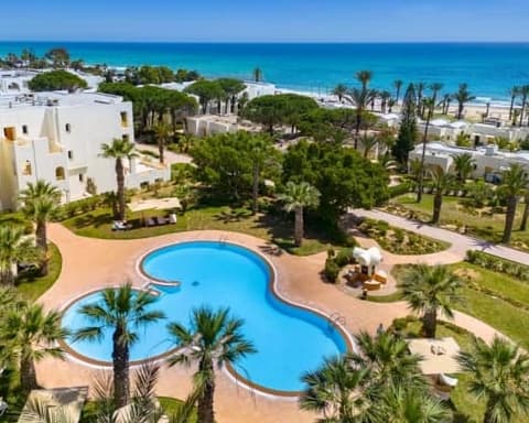 Tunisia: Bravo Delfino Beach Resort 15/06/26