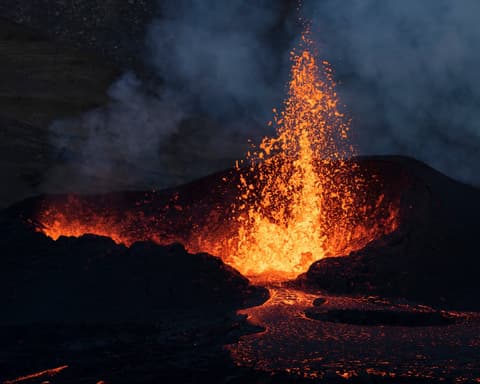 Capodanno in Islanda: ghiaccio, lava e aurora boreale