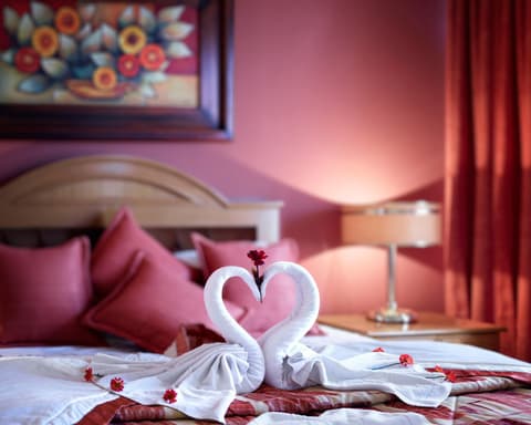 CESAR´S PLAZA HOTEL