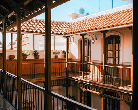 HOTEL PARADOR SANTA MARIA LA REAL