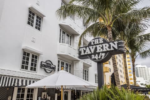 Hotel Croydon, Restaurant