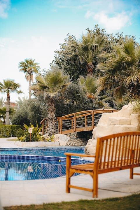 Dubai Marine Beach Resort & Spa