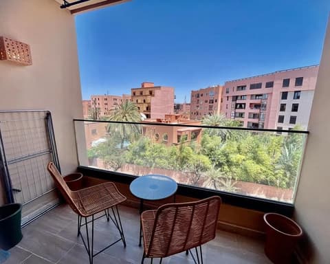 Elegant Gueliz Hideaway - Suite Chic avec Balcon