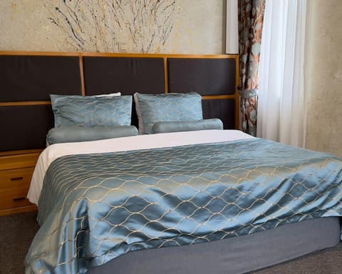 Qala Hotel
