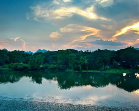 SALIDA ESPECIAL DE LOY KRATHONG & YI PENG - CIRCUITO BANGKOK - CHIANG MAI