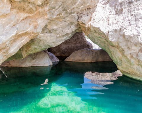 7-Day Oman Tour: Muscat, Wadis, Wahiba Sands & Jebel Shams