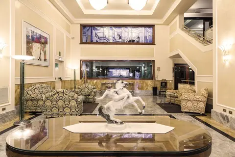 Doria Grand Hotel