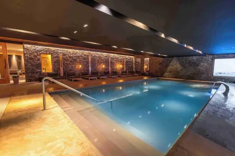 Las Hayas Resort Hotel