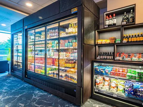 Novotel London West, Gift shop