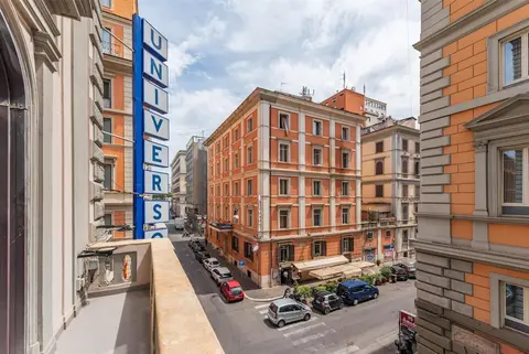 Best Western Plus Hotel Universo, View from room