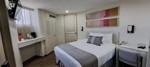 Hotel Century Reforma, Room