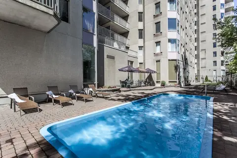 Le Nouvel Hotel
