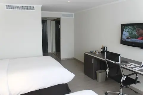 Sol de Oro Hotel & Suites