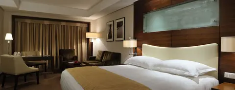 Mövenpick Hotel & Apartments Bur Dubai