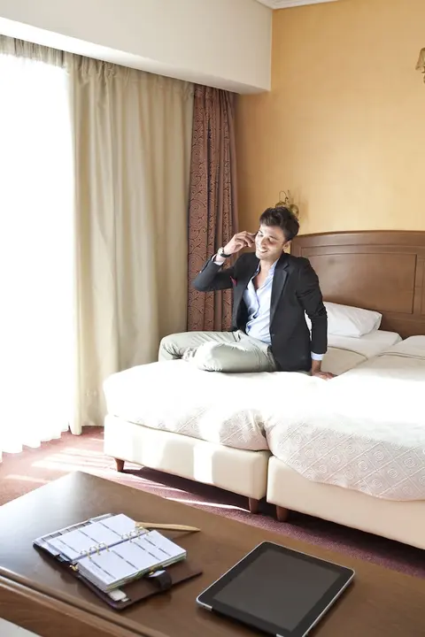 Crystal City Hotel, Room