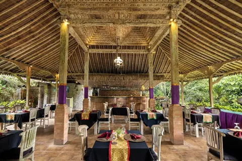 Senetan Villas and Spa Resort